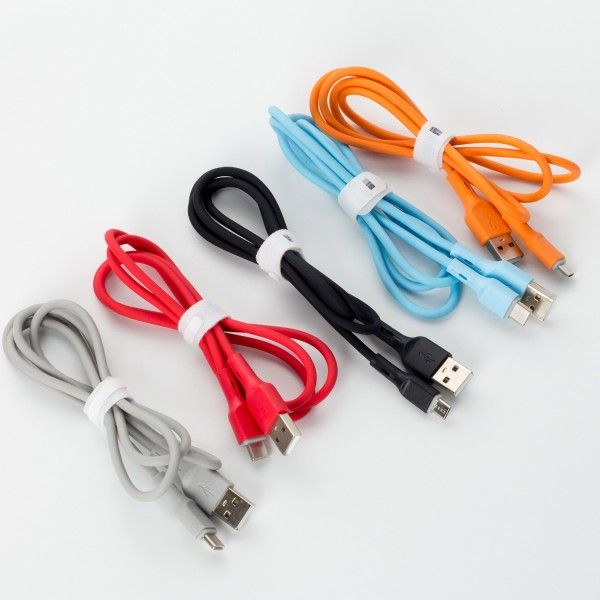 Antifreezing liquid silicone USB data cable skin sense charging wire is suitable for Apple micorusbtypec fast charging 